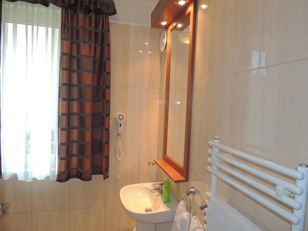 Luxus Golf Apartment Bük Kamer foto